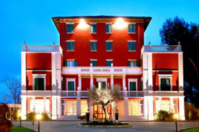 Отель Hotel Villa Pigna  Асколи-Пичено